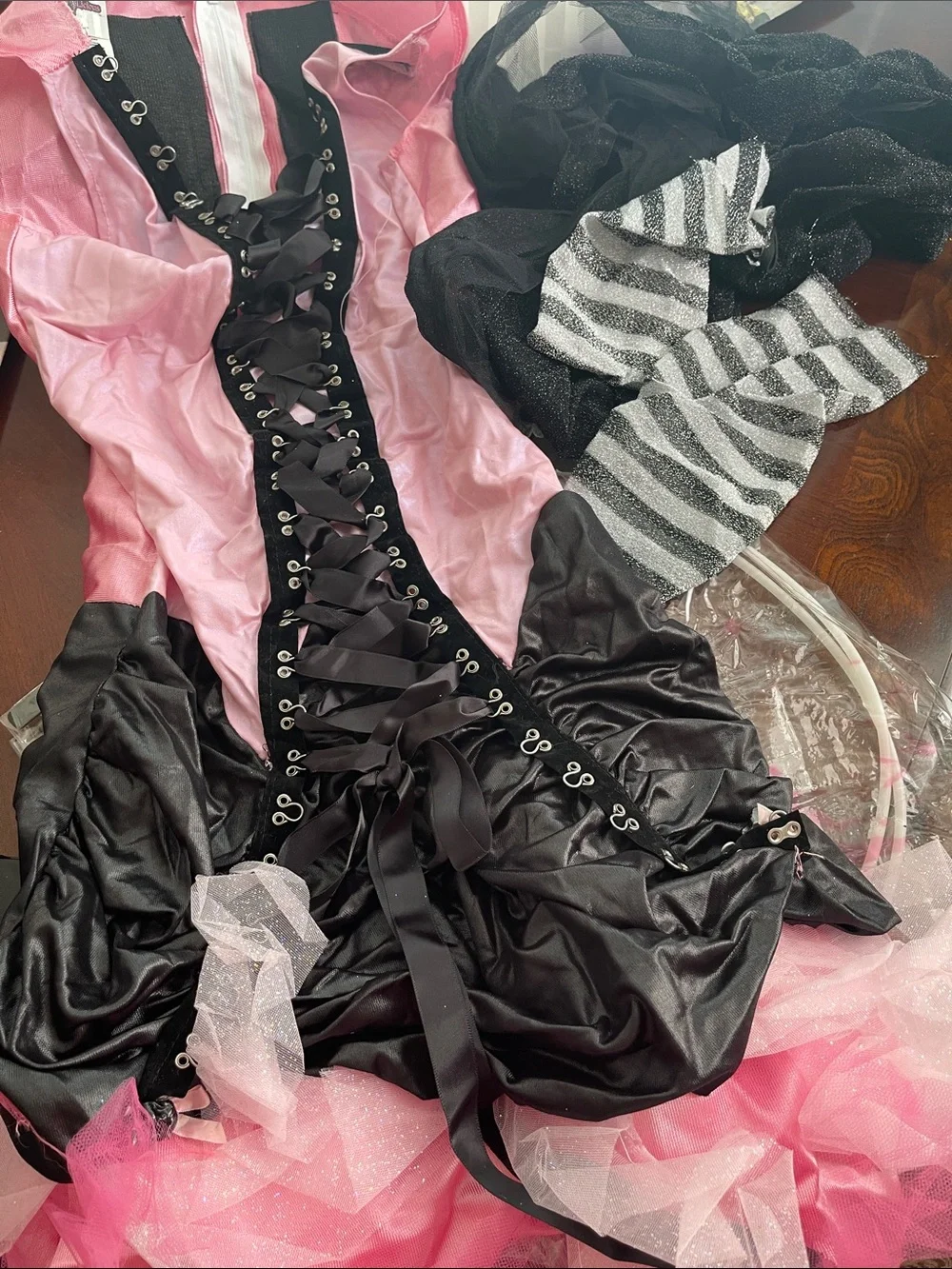 Disguise Graveyard Fairy Costume — Pink & Black - Picture 2 of 4